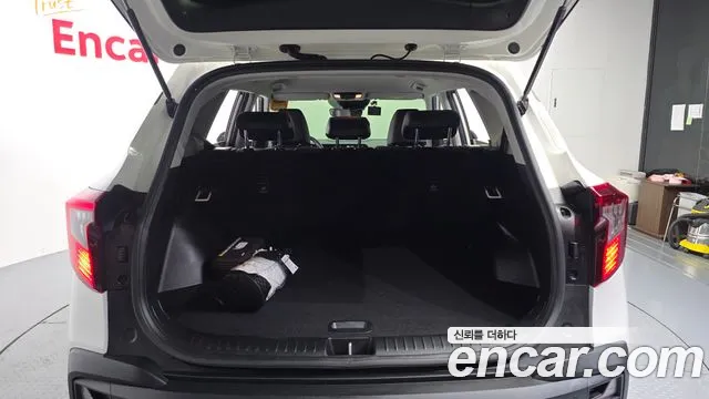 Kia Seltos Бензин 1.6 турбо 2WD — Фото автомобиля 27