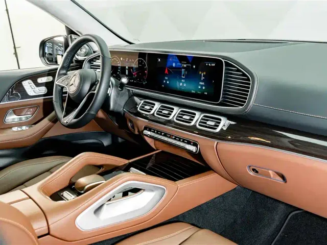 Mercedes-Benz GLE-Class — Фото автомобиля 19