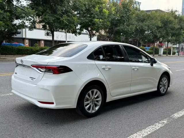 Toyota Corolla — Фото автомобиля 4