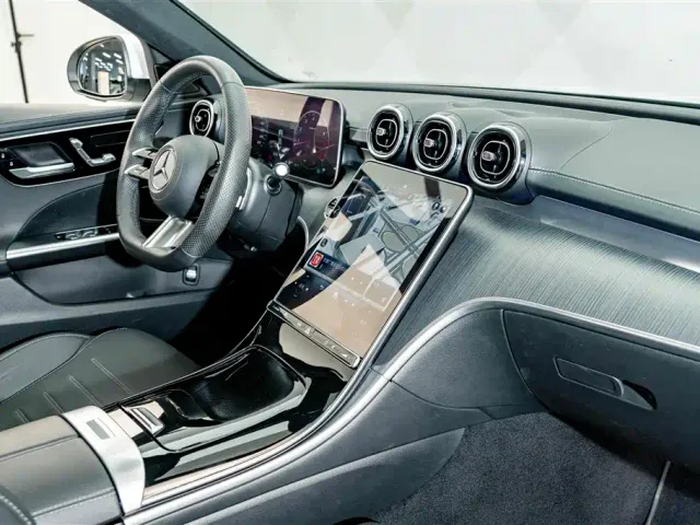 Mercedes-Benz C-Class — Фото автомобиля 16