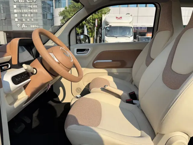 Wuling Hongguang Mini EV — Фото автомобиля 4