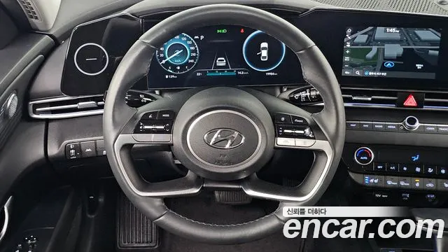Hyundai Avante CN7 — Фото автомобиля 13