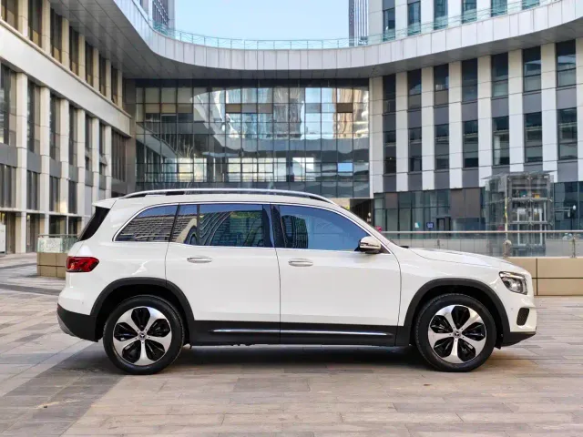 Mercedes-Benz GLB-Class — Фото автомобиля 5