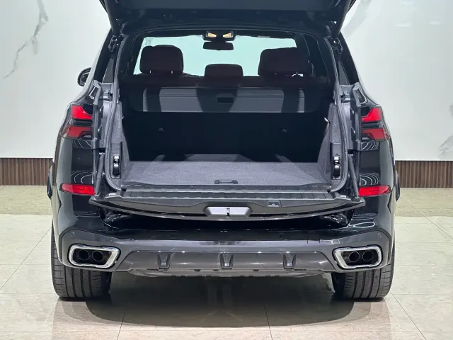 BMW X5 — Фото автомобиля 7