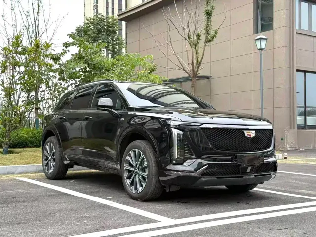 Cadillac XT5 — Фото автомобиля 5