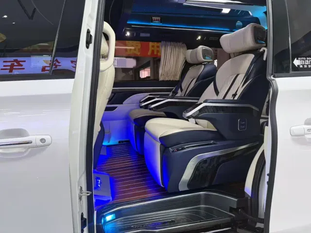 GAC Trumpchi M8 — Фото автомобиля 8