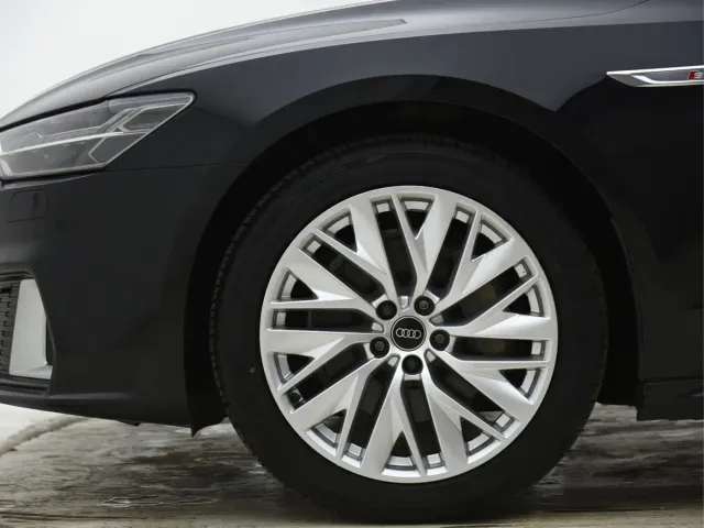Audi A7L — Фото автомобиля 4