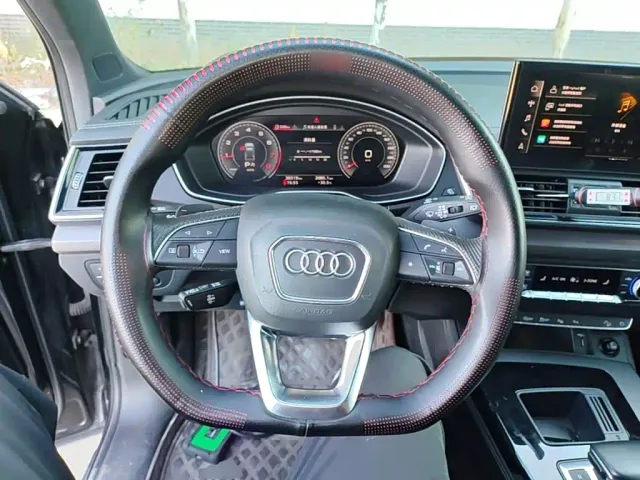 Audi Q5L Sportback — Фото автомобиля 10