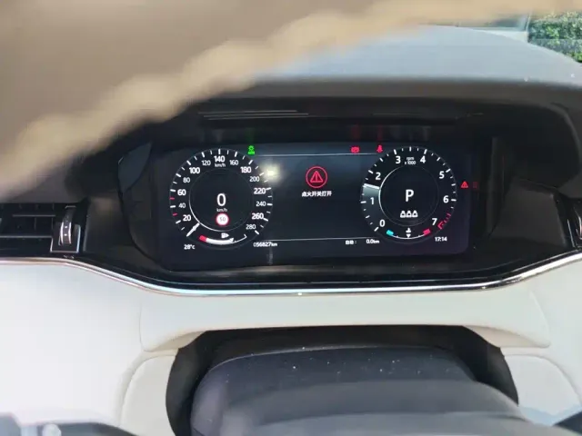 Land Rover Range Rover Evoque — Фото автомобиля 3