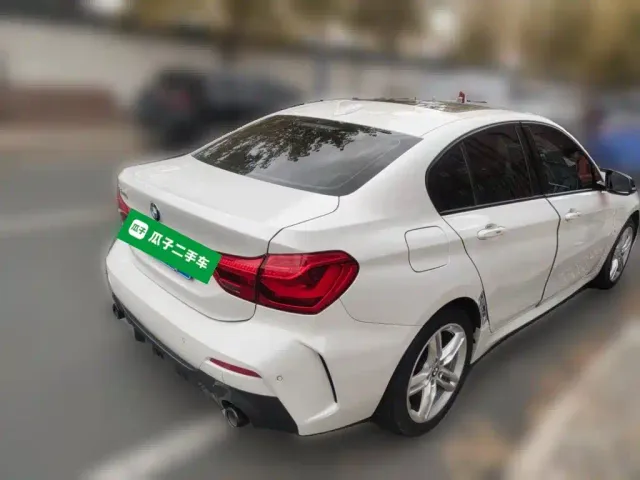 BMW 1 Series — Фото автомобиля 4