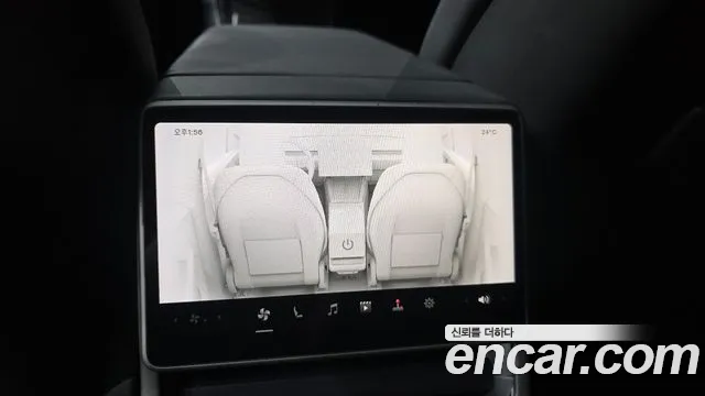 Tesla Model Y — Фото автомобиля 29
