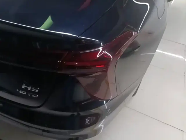 Hongqi H5 — Фото автомобиля 7