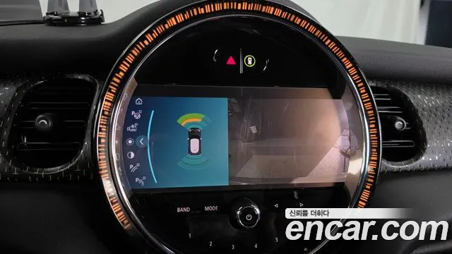 MINI Cooper Cooper Electric — Фото автомобиля 15