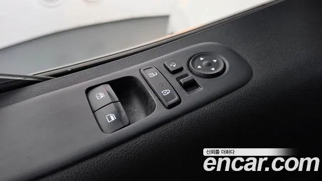 Hyundai Staria — Фото автомобиля 28