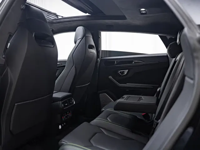 Lamborghini Urus — Фото автомобиля 15