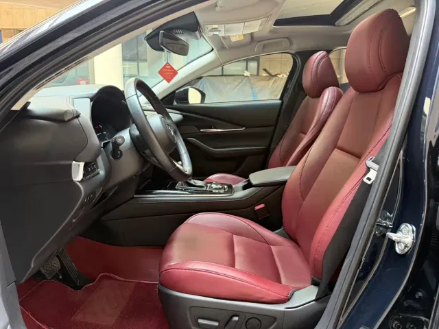 Mazda CX-30 — Фото автомобиля 9