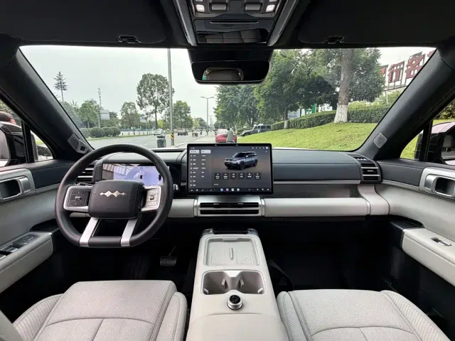 BYD FangChengBao Titanium 7 — Фото автомобиля 10