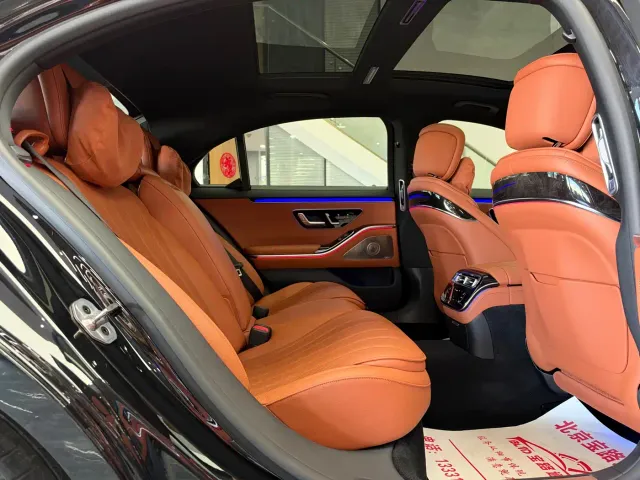 Mercedes-Benz S-Class — Фото автомобиля 14
