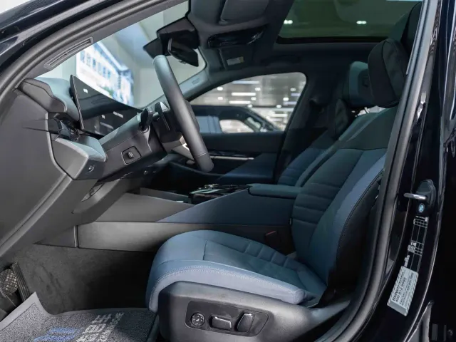 BMW 5 Series — Фото автомобиля 16