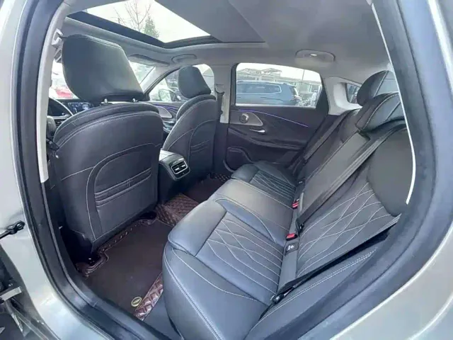 Chery Arrizo 8 — Фото автомобиля 6