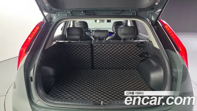 Kia Niro The All New Niro — Фото автомобиля 23