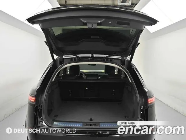 Land Rover Range Rover Velar Range Rover Velar 3.0 P400 Dynamic HSE — Фото автомобиля 19