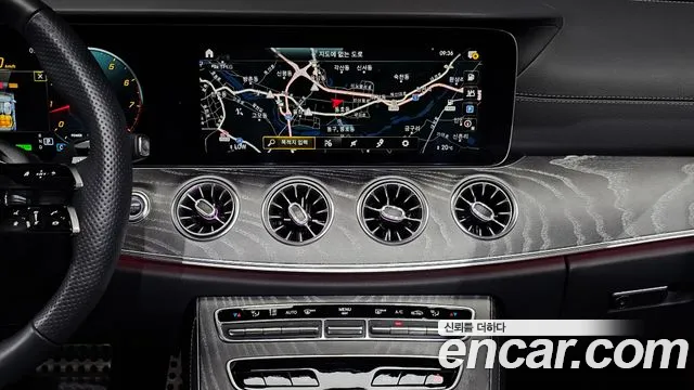 Mercedes-Benz CLS-Class — Фото автомобиля 15
