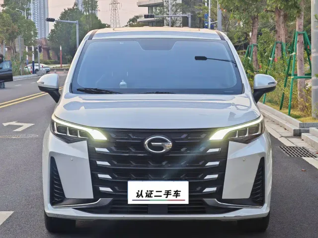 GAC Trumpchi M6 — Фото автомобиля 3