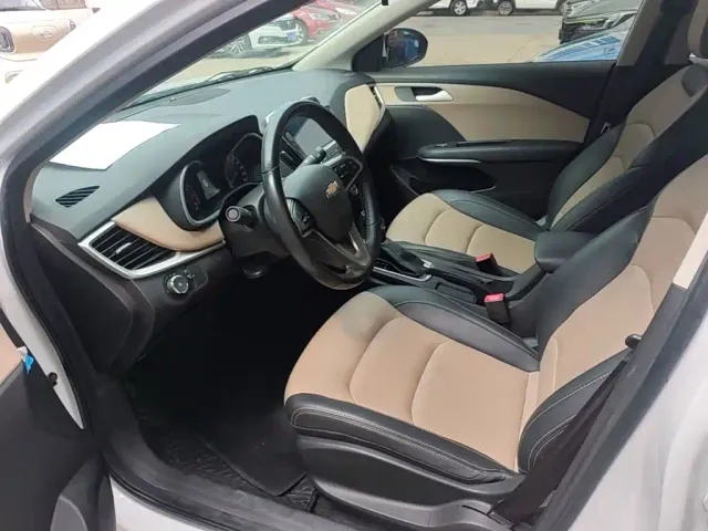 Chevrolet Monza — Фото автомобиля 14