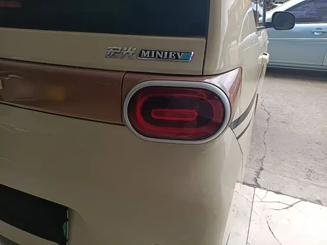 Wuling Hongguang Mini EV — Фото автомобиля 7