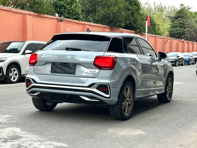 Audi Q2L — Фото автомобиля 5