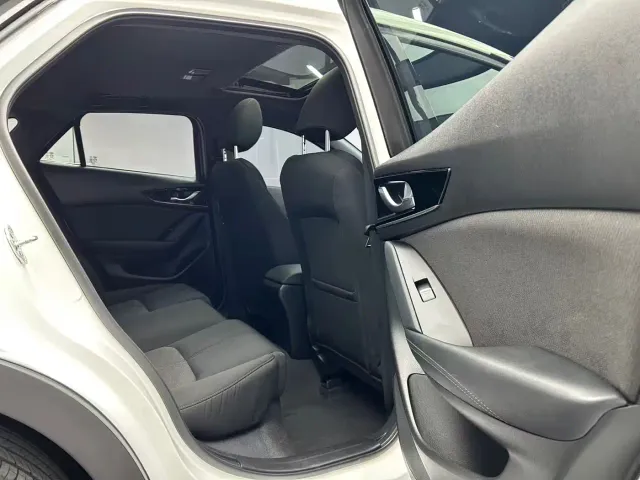 Mazda CX-4 — Фото автомобиля 20
