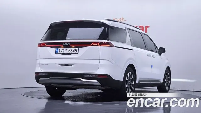 Kia Canival Carnival 4 поколение Дизель 7 мест Signature — Фото автомобиля 2