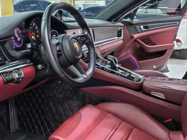 Porsche Panamera — Фото автомобиля 8