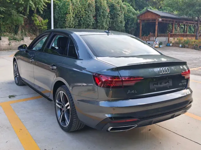 Audi A4L — Фото автомобиля 7