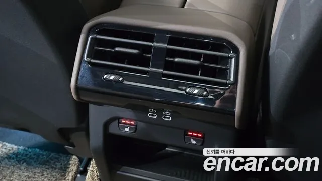 BMW 5-Series — Фото автомобиля 29