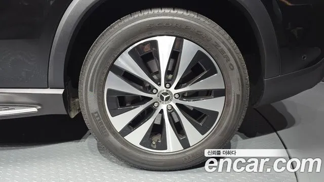 Mercedes-Benz GLE-Class — Фото автомобиля 6