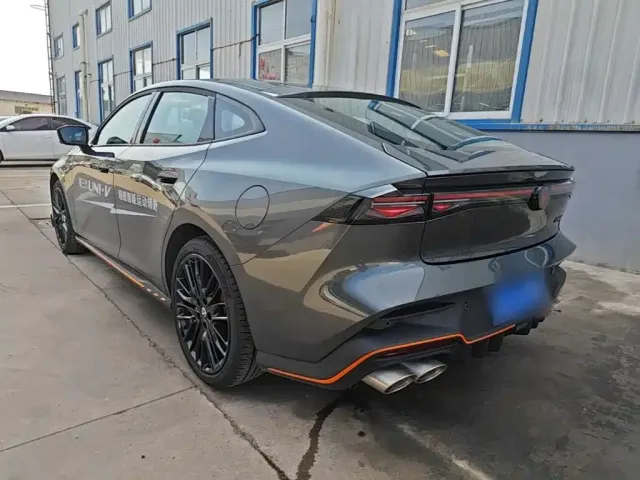Changan UNI-V — Фото автомобиля 4