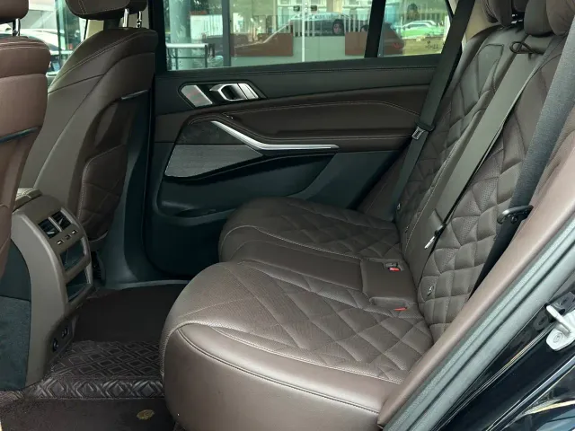 BMW X5 — Фото автомобиля 8