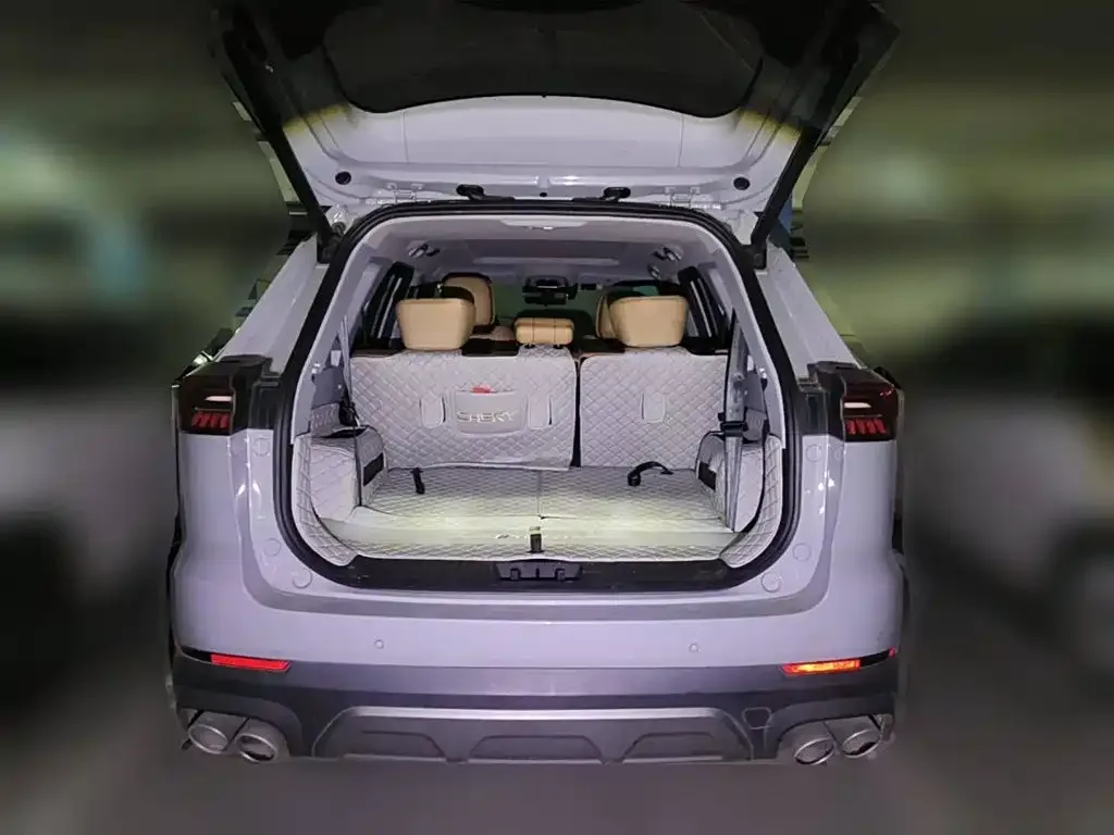 Chery Tiggo 8 PRO 2024 Champion Edition 390T 2WD Peak Edition 7-Seater — Фото автомобиля 5