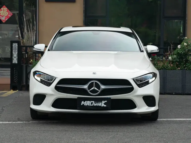 Mercedes-Benz CLS-Class — Фото автомобиля 2