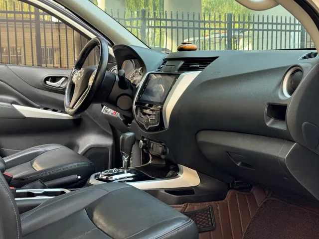 Nissan Terra — Фото автомобиля 8