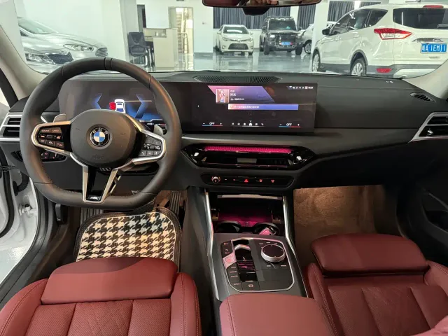 BMW 3 Series — Фото автомобиля 6