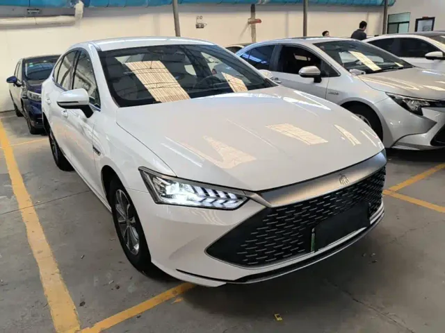 BYD Qin PLUS — Фото автомобиля 3