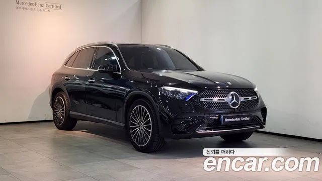 Фотография автомобиля — Mercedes-Benz GLC-Class