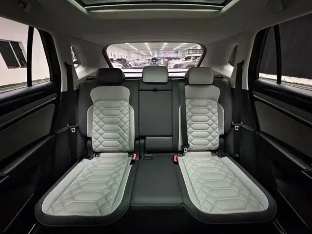 Volkswagen Tayron — Фото автомобиля 12