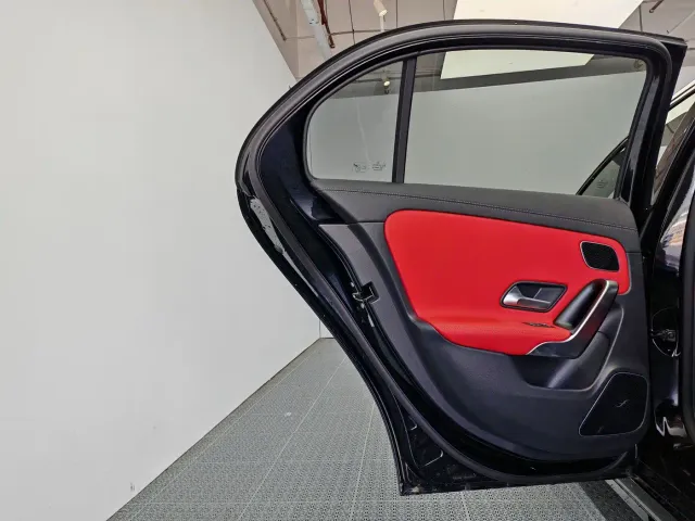 Mercedes-Benz A-Class AMG — Фото автомобиля 14