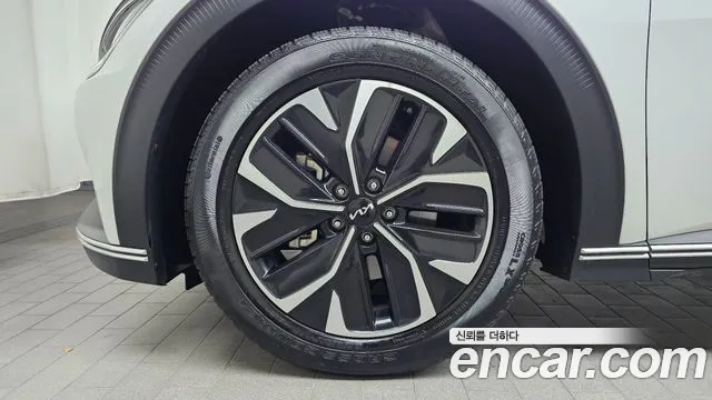 Kia EV6 — Фото автомобиля 5