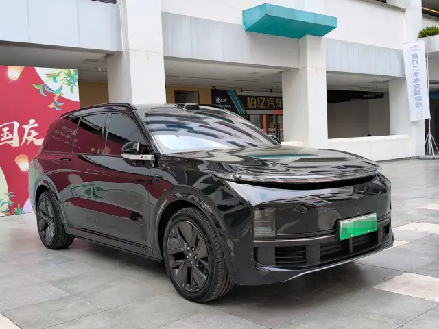 Li Auto L9 — Фото автомобиля 3