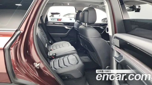 Volkswagen Touareg Touareg 3 поколение 3.0 TDI Premium — Фото автомобиля 12